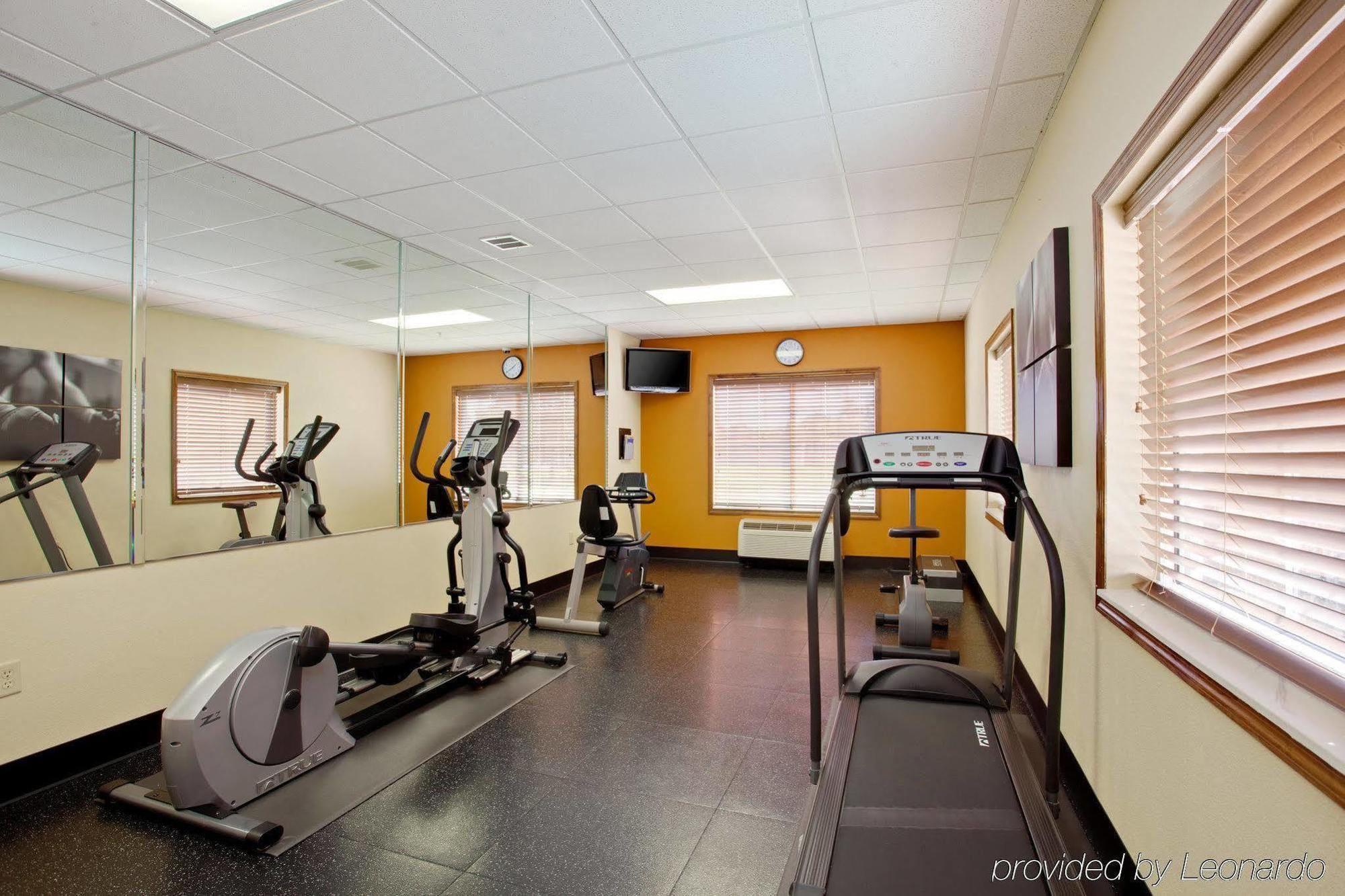 Country & By Radisson, Goldsboro, Nc Hotel